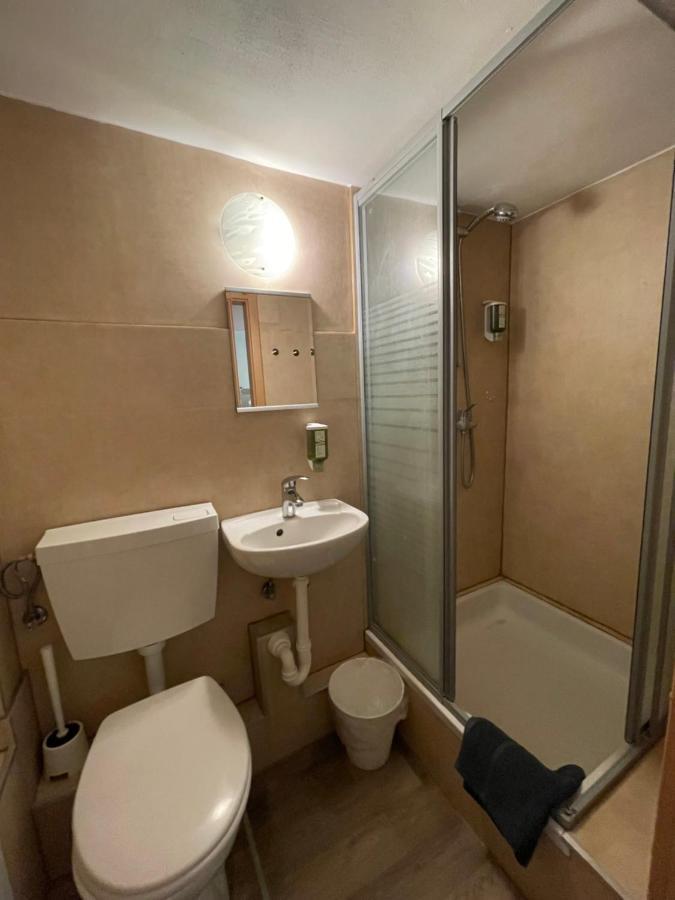 Interlaken Linda Inn Lodge Екстер'єр фото