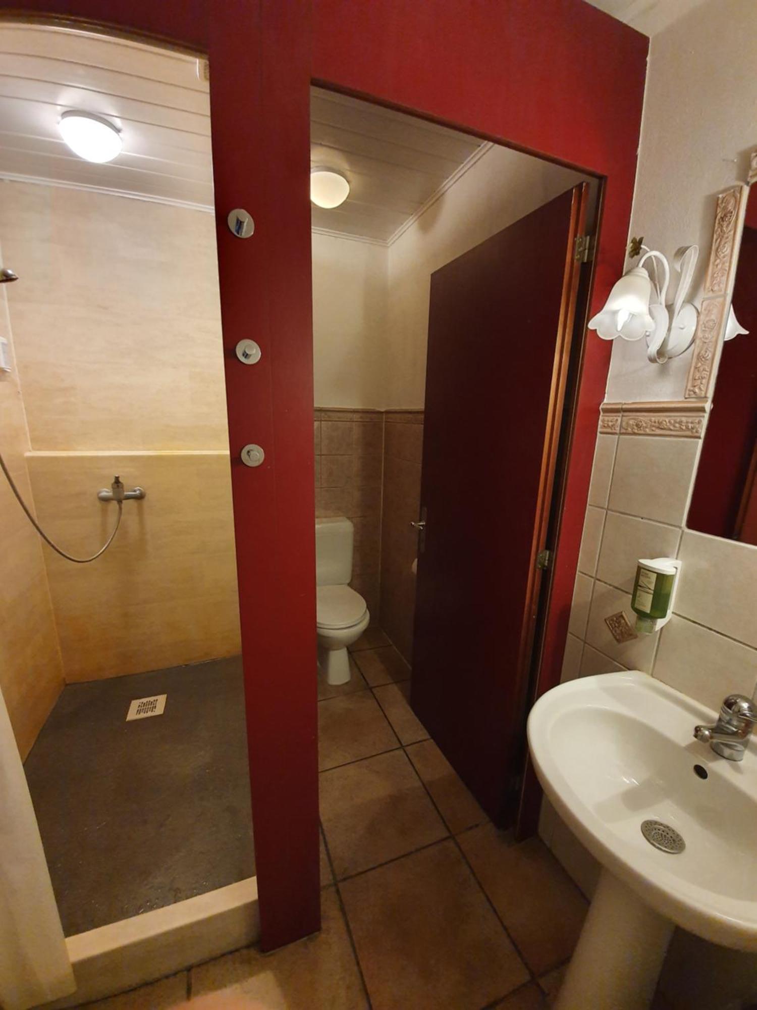 Interlaken Linda Inn Lodge Екстер'єр фото