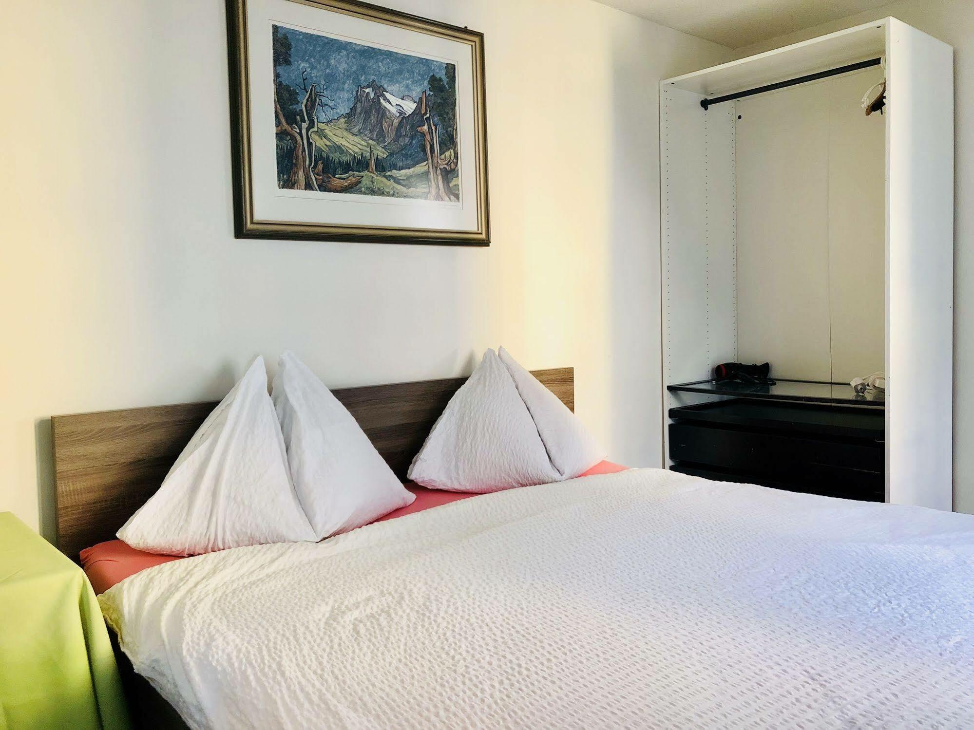 Interlaken Linda Inn Lodge Екстер'єр фото